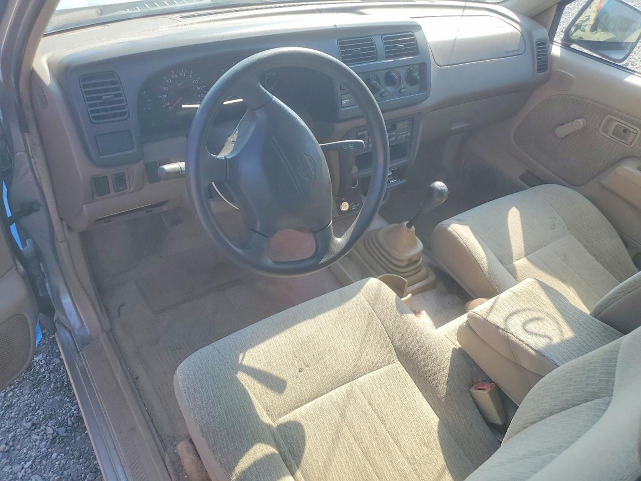 2000 NISSAN FRONTIER KING CAB XE photo 15