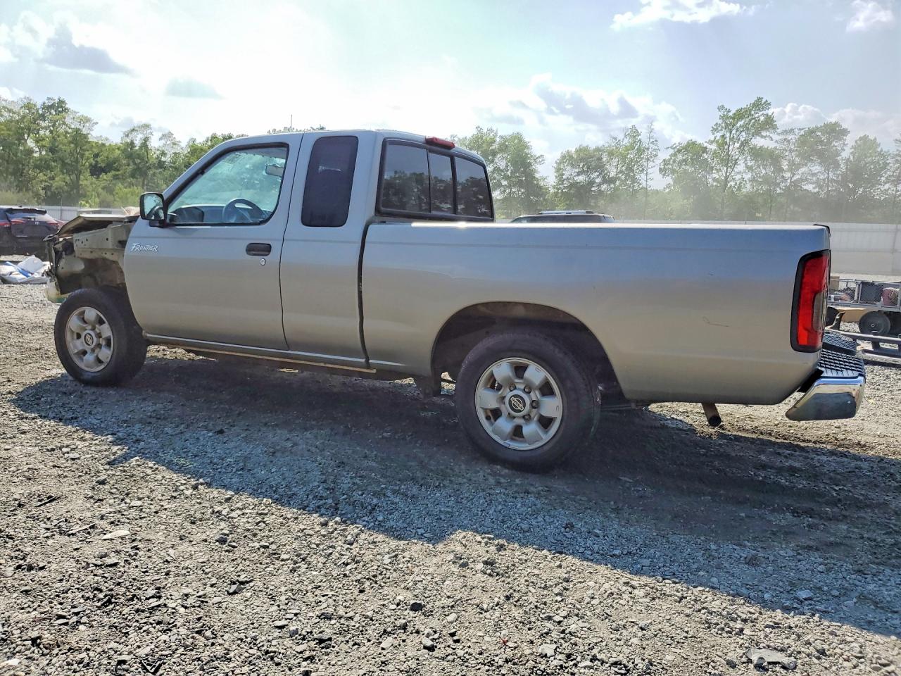 2000 NISSAN FRONTIER KING CAB XE photo 3