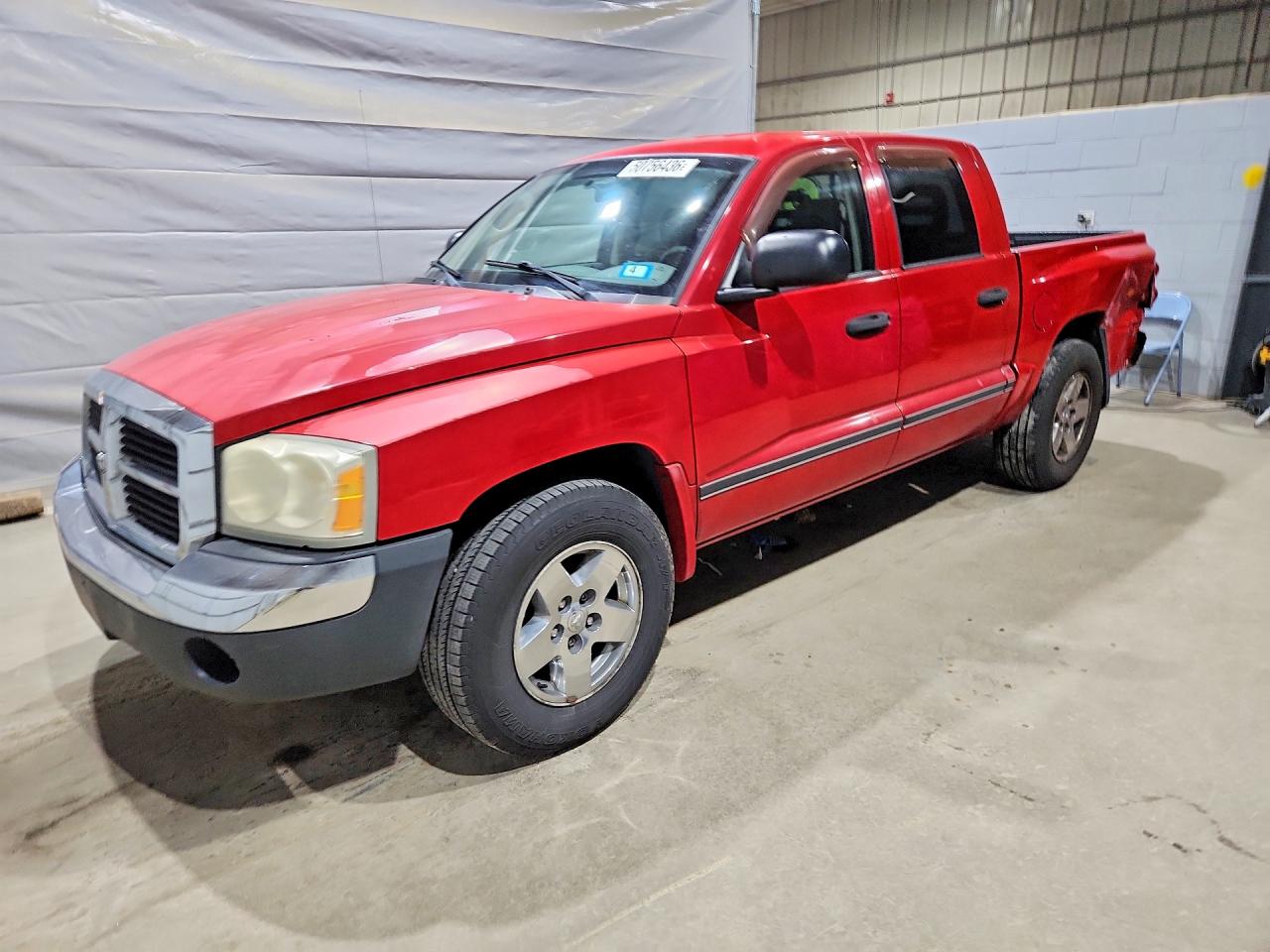 2005 DODGE DAKOTA