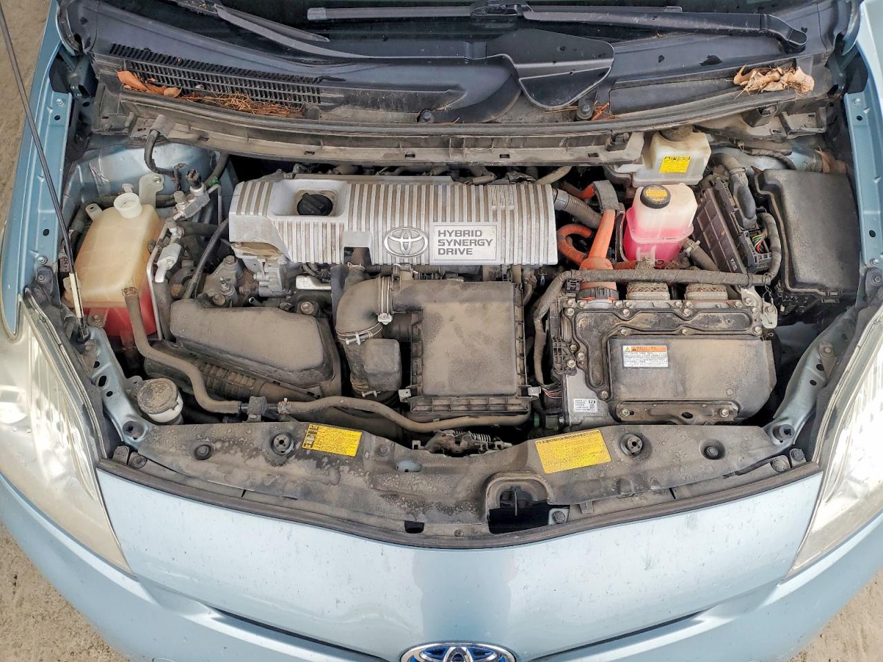 2014 TOYOTA PRIUS THREE photo 21