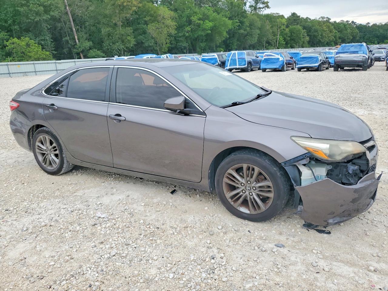 2017 TOYOTA CAMRY SE photo 7