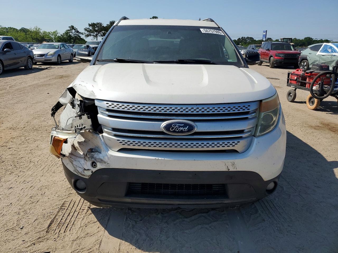 2015 FORD EXPLORER XLT photo 13
