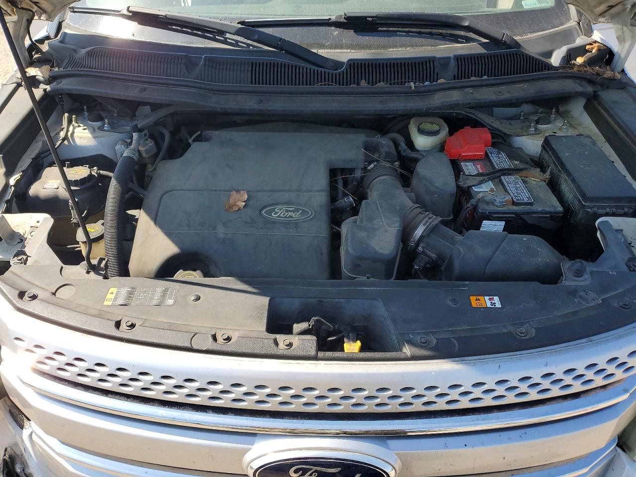 2015 FORD EXPLORER XLT photo 34