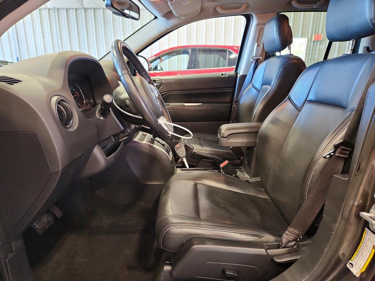 2016 JEEP COMPASS LATITUDE photo 13