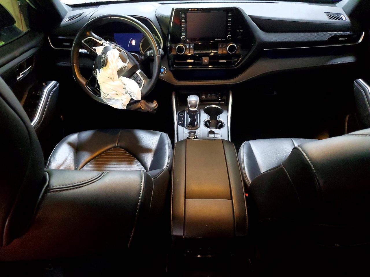 2022 TOYOTA HIGHLANDER XSE photo 22