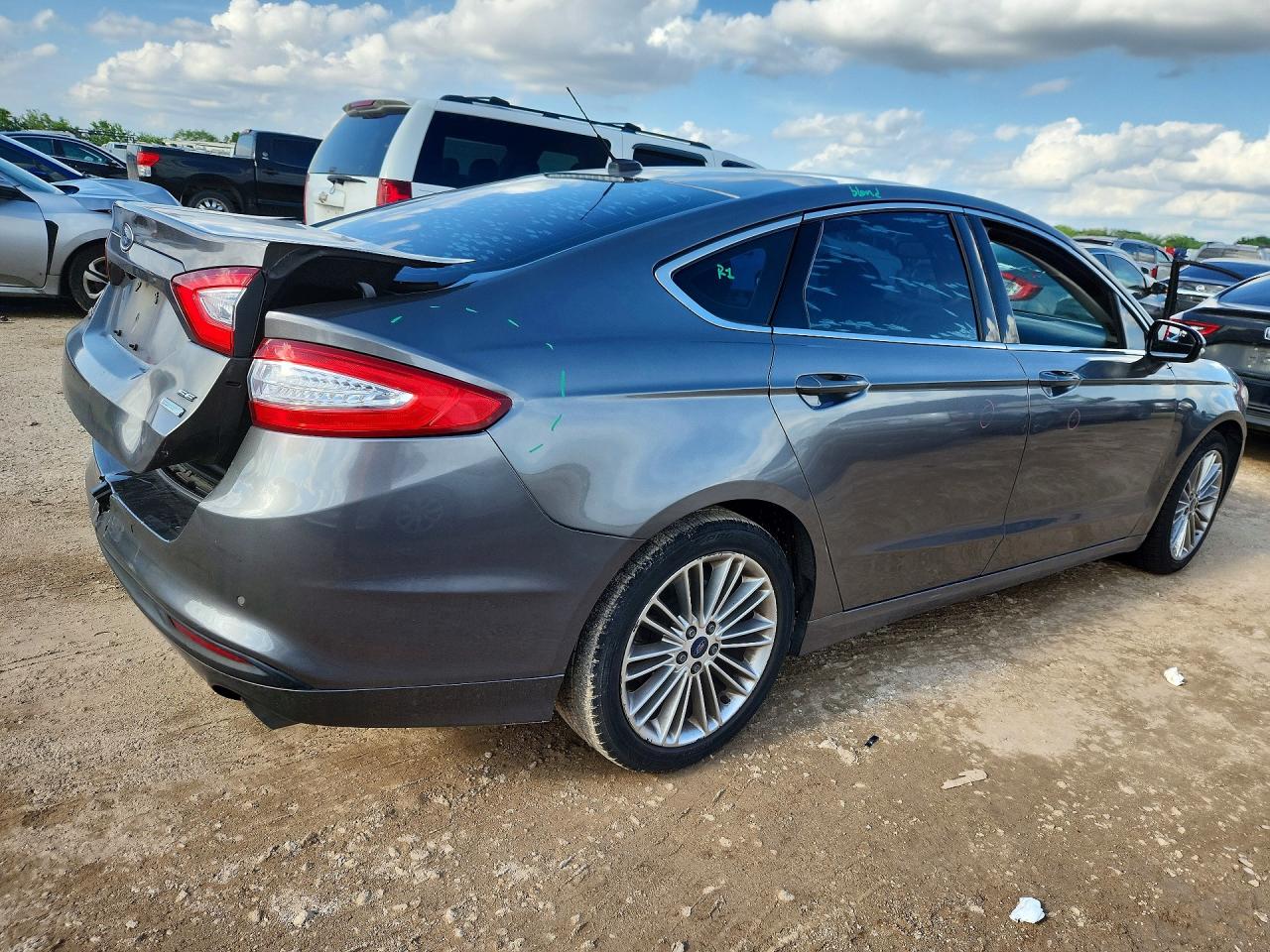 2014 FORD FUSION SE photo 5
