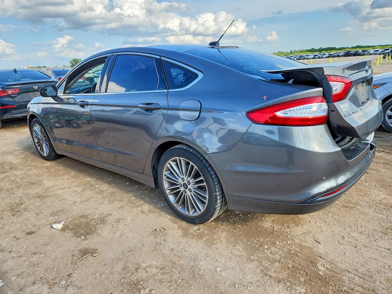 2014 FORD FUSION SE photo 3
