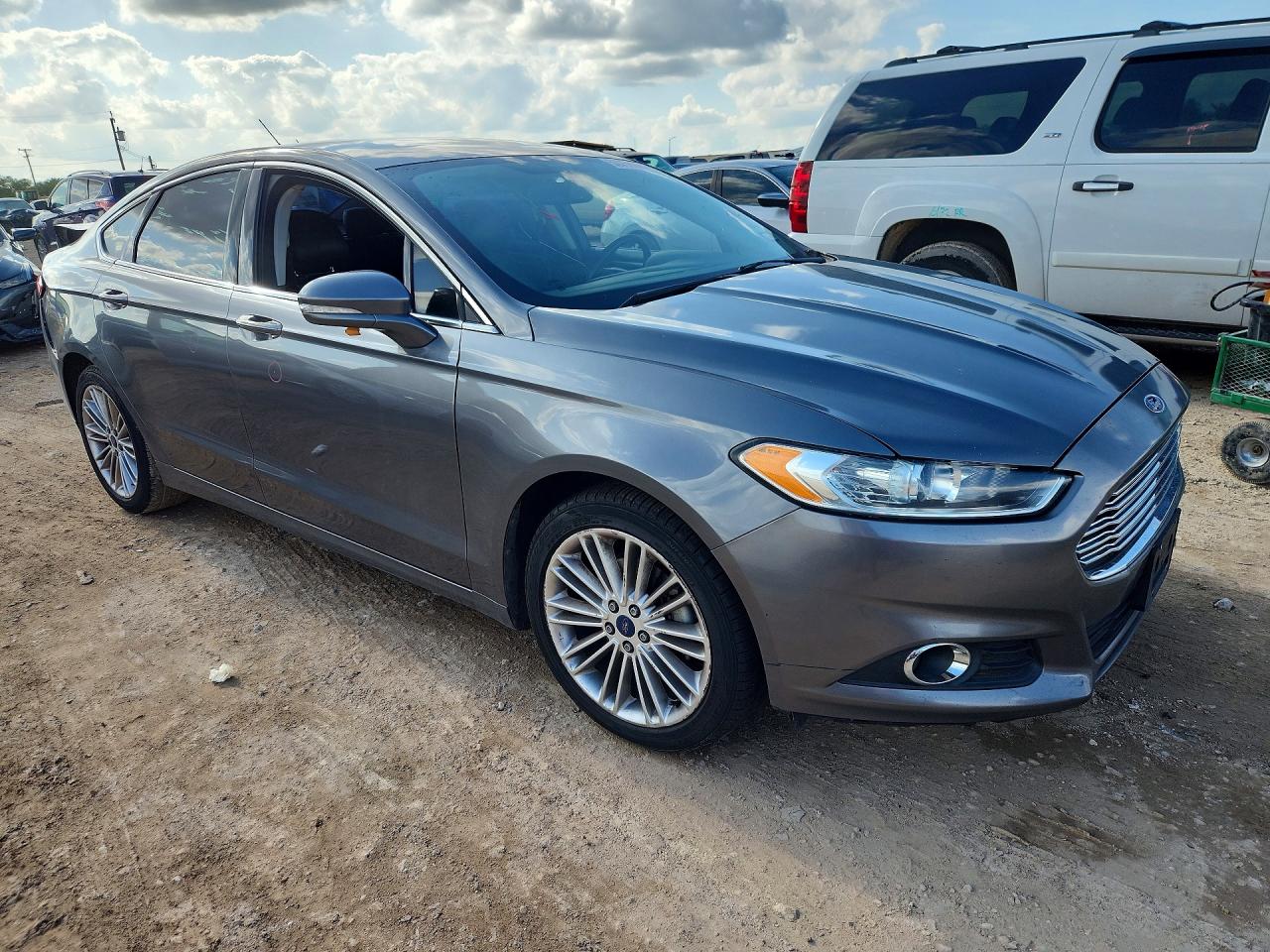 2014 FORD FUSION SE photo 7