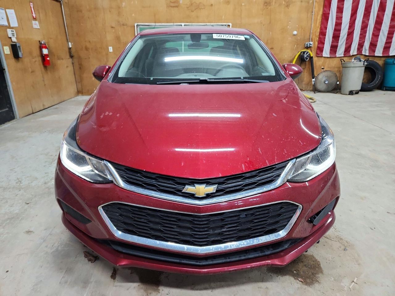 2017 CHEVROLET CRUZE LT photo 9