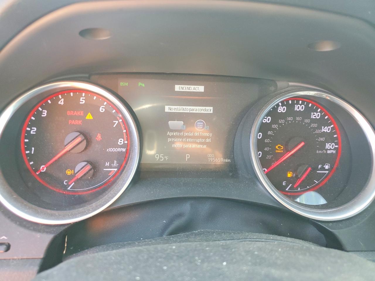 2018 TOYOTA CAMRY XSE photo 25