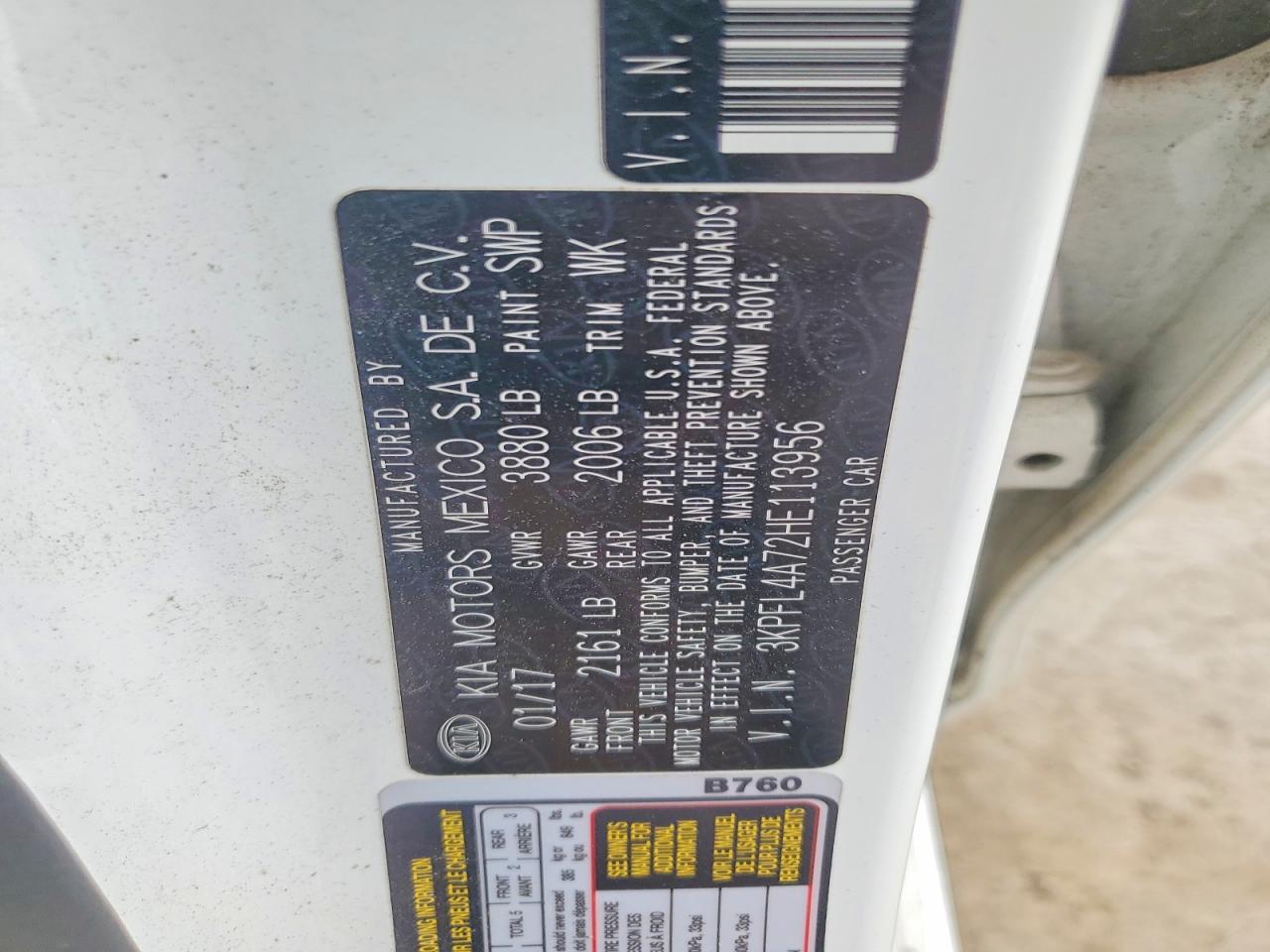 2017 KIA FORTE LX photo 23