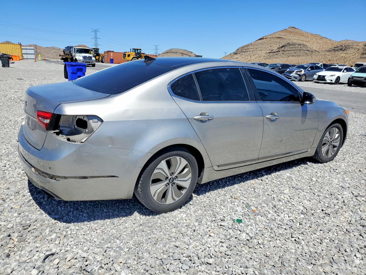 2014 KIA CADENZA PREMIUM photo 5