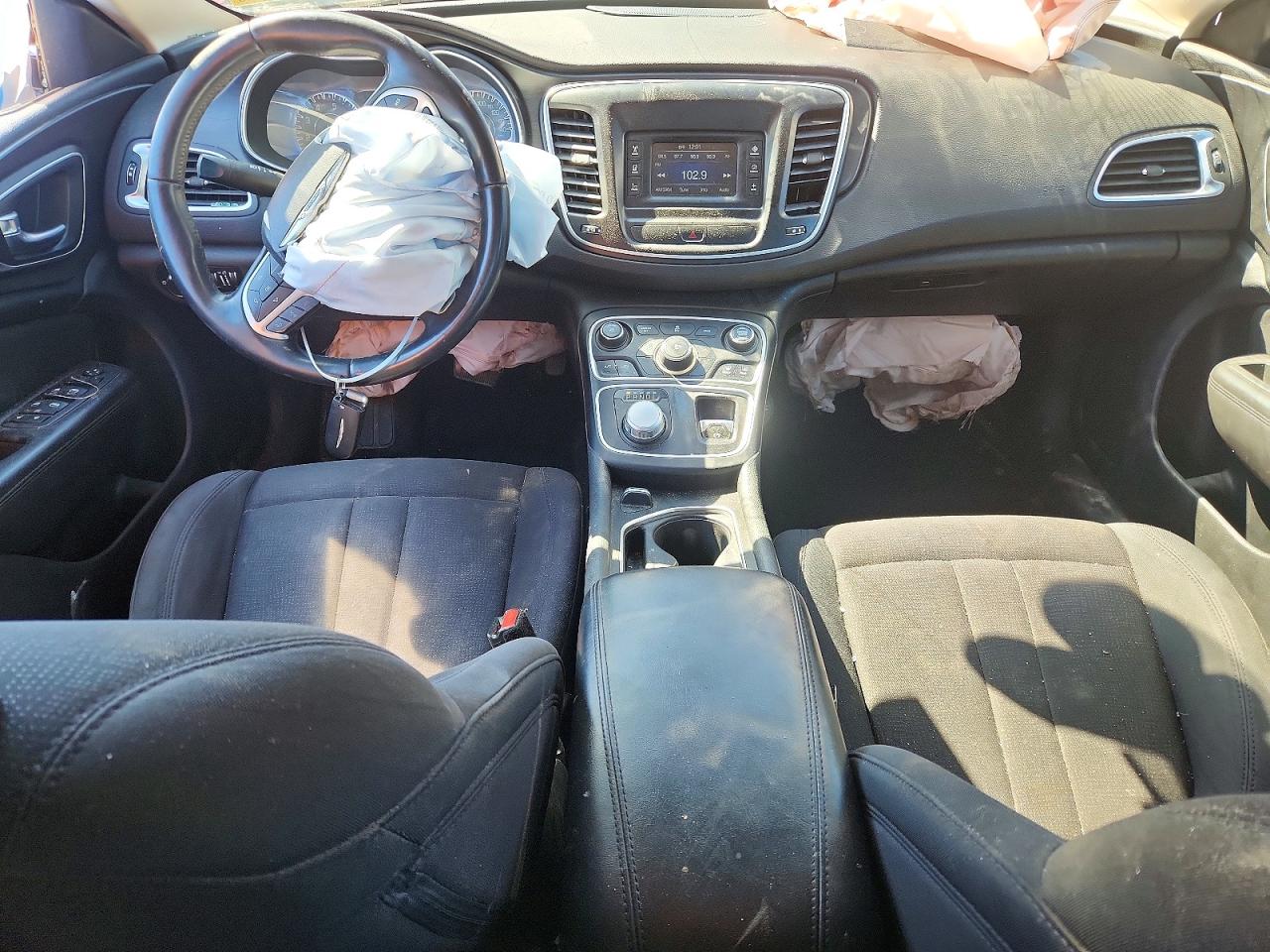 2015 CHRYSLER 200 LIMITED photo 22