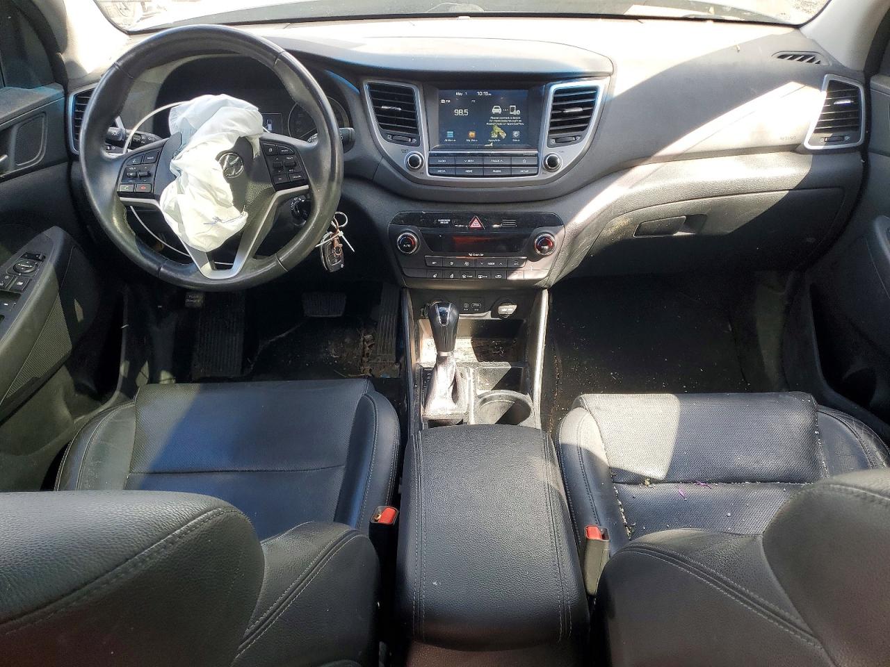 2018 HYUNDAI TUCSON SE photo 15