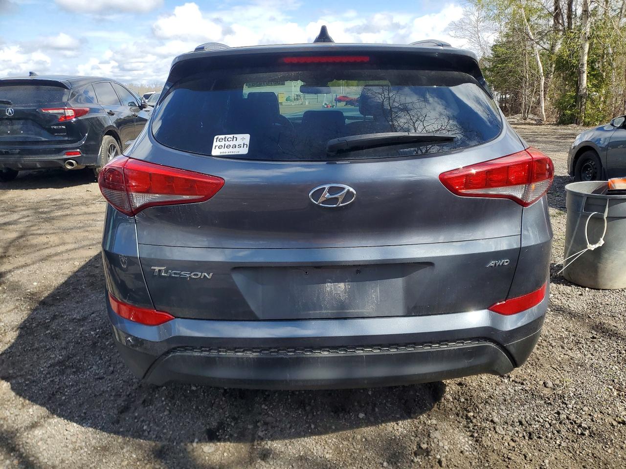 2018 HYUNDAI TUCSON SE photo 11