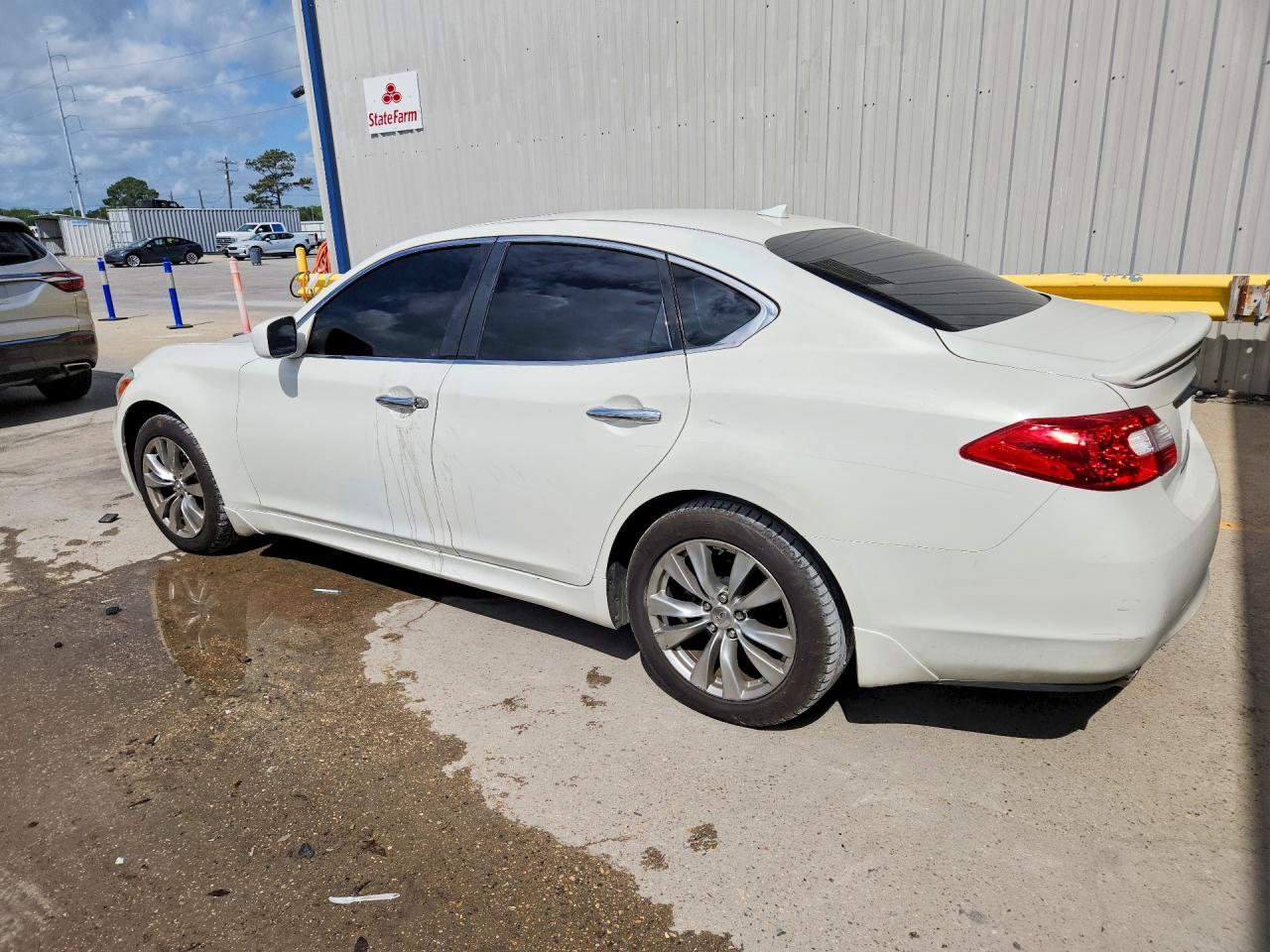 2012 INFINITI M37 X photo 3