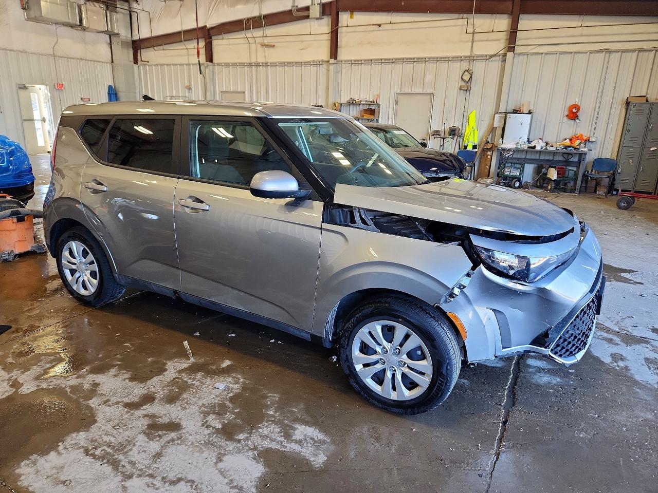 2025 KIA SOUL LX photo 10