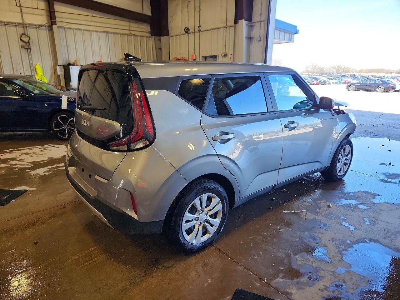 2025 KIA SOUL LX photo 7