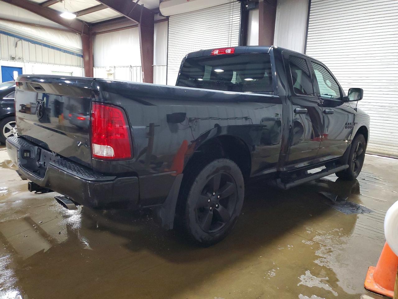 2018 RAM 1500 ST photo 5