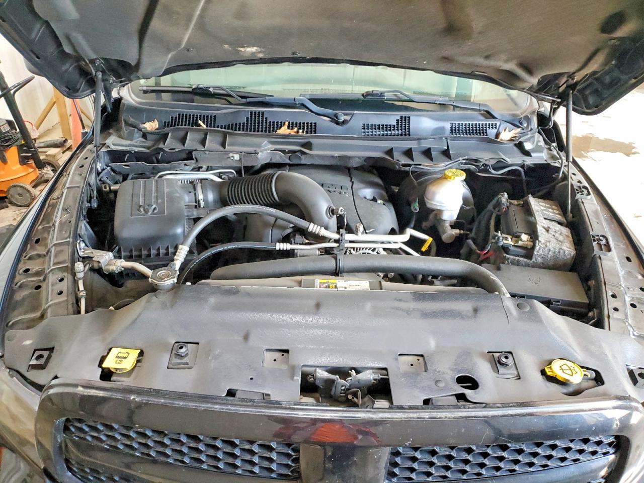 2018 RAM 1500 ST photo 21