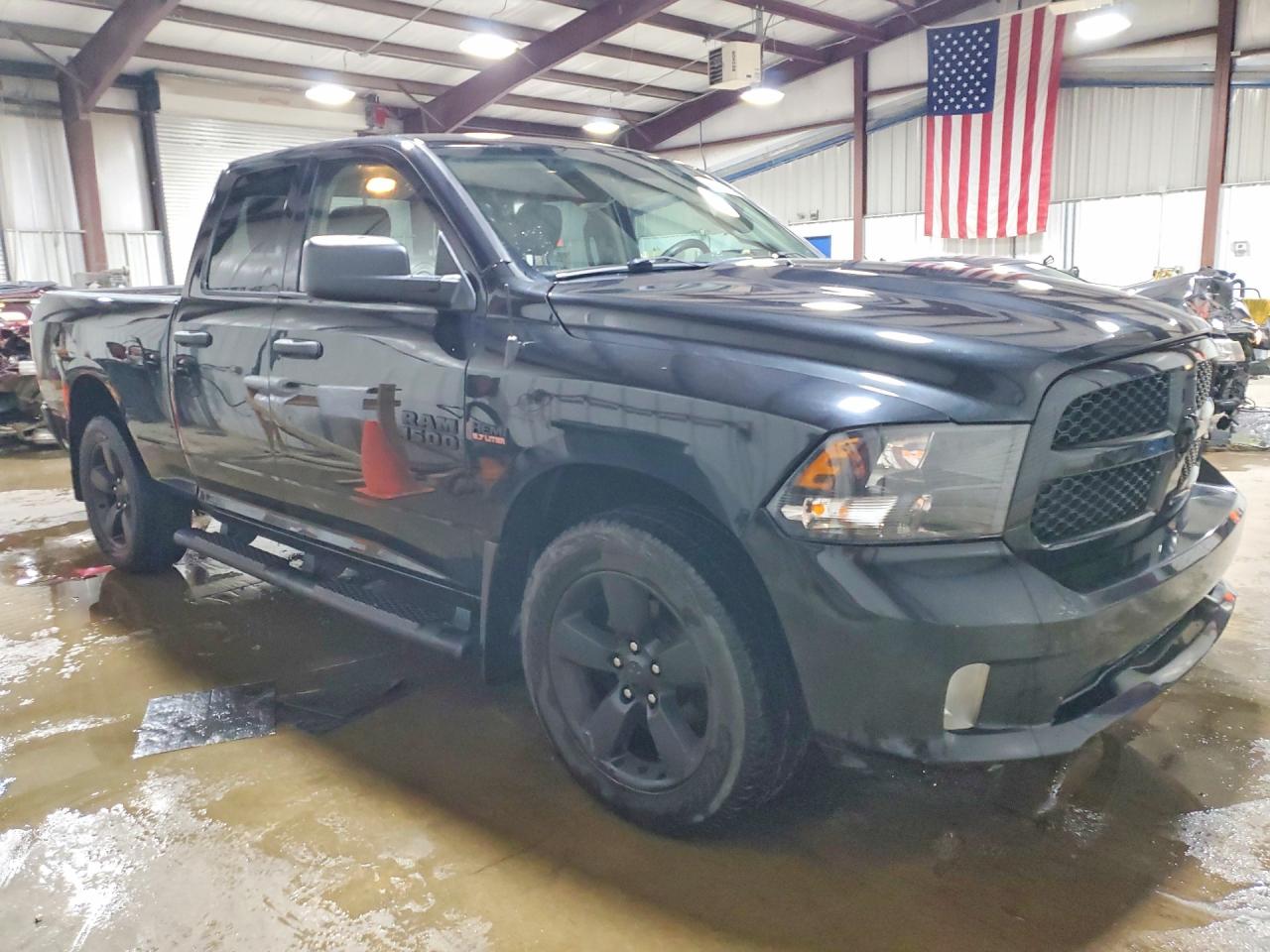 2018 RAM 1500 ST photo 7