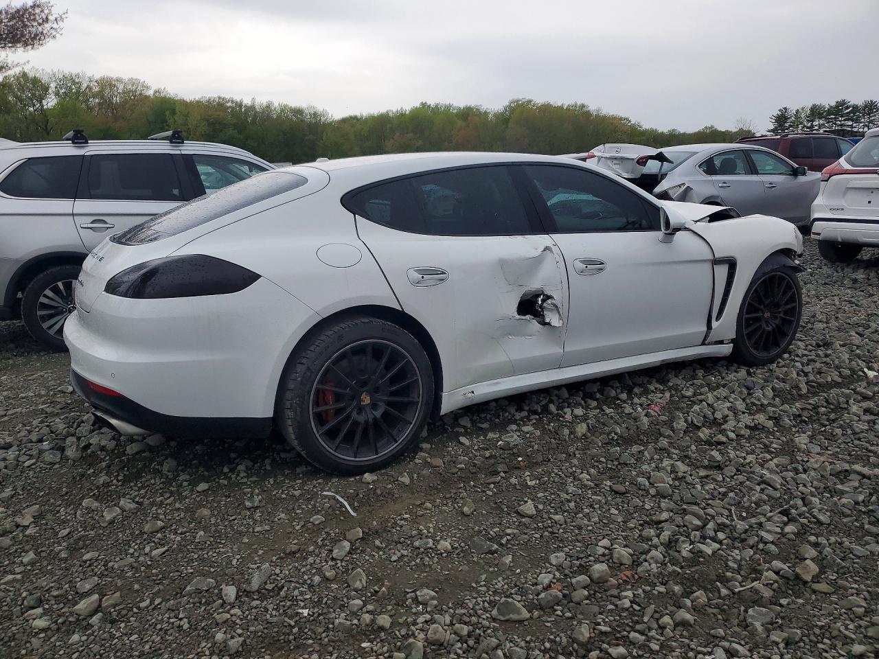 2014 PORSCHE PANAMERA photo 7