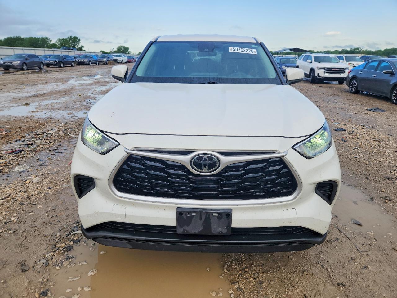 2021 TOYOTA HIGHLANDER L photo 9