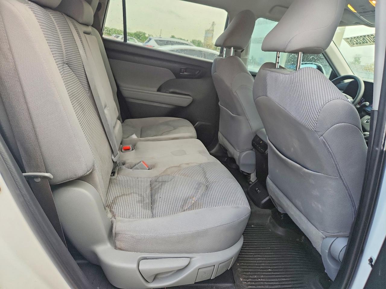 2021 TOYOTA HIGHLANDER L photo 21