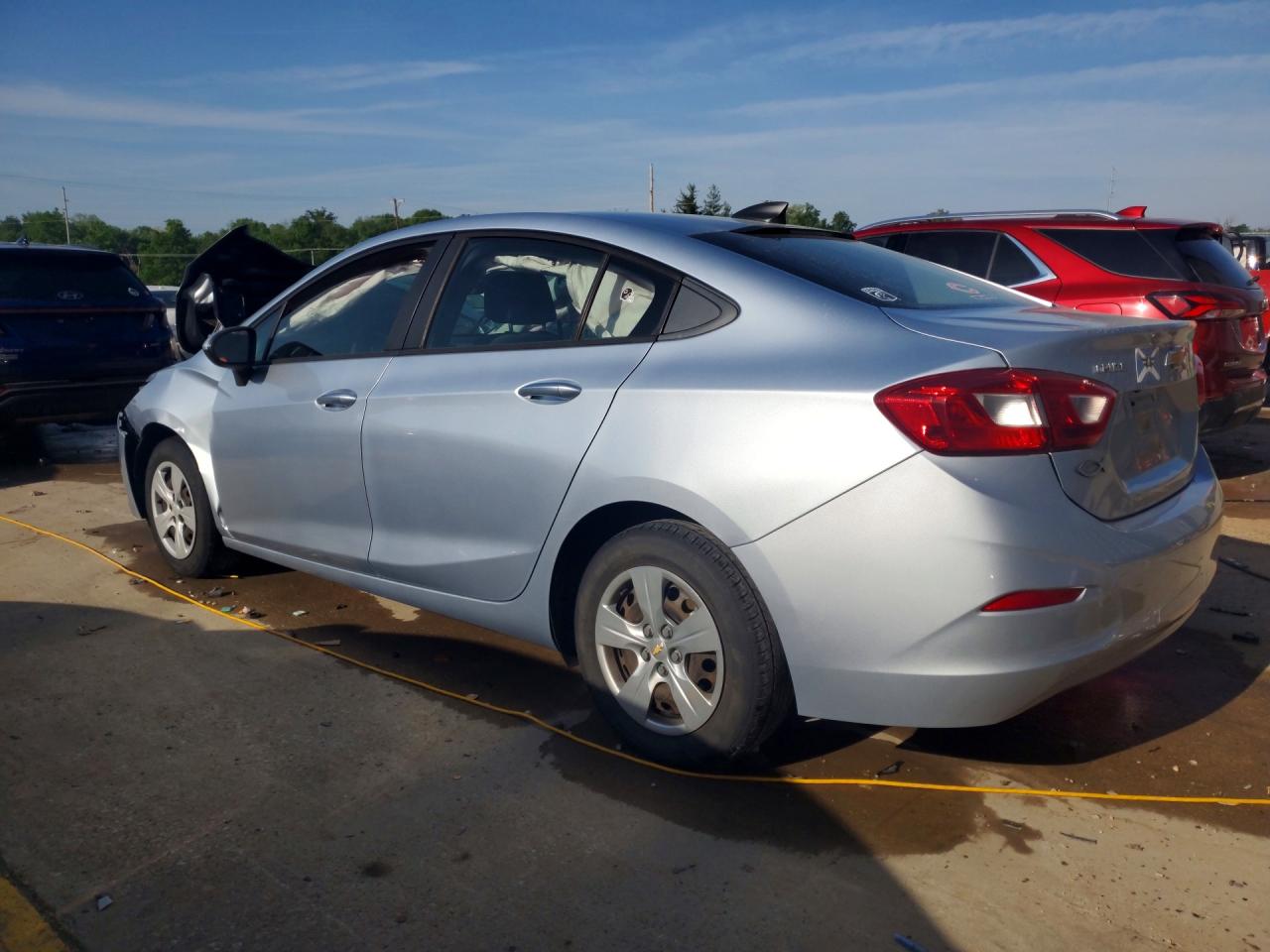 2017 CHEVROLET CRUZE LS photo 4