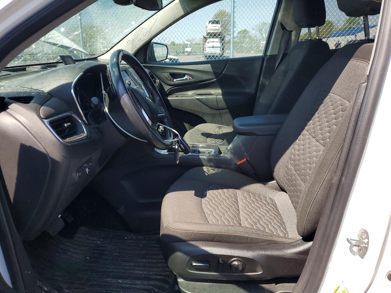 2021 CHEVROLET EQUINOX LT photo 19