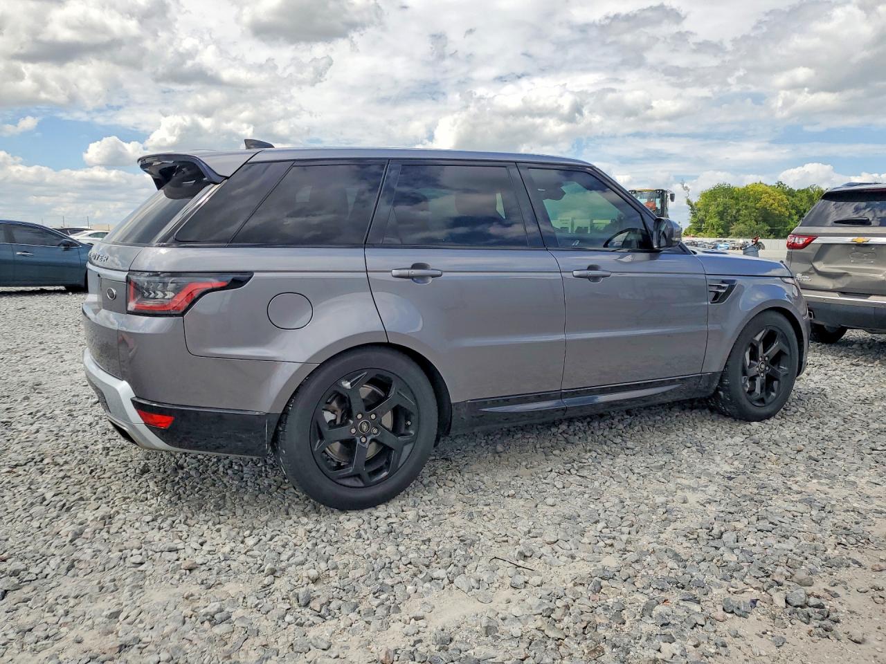 2020 LAND ROVER RANGE ROVER SPORT HSE photo 7