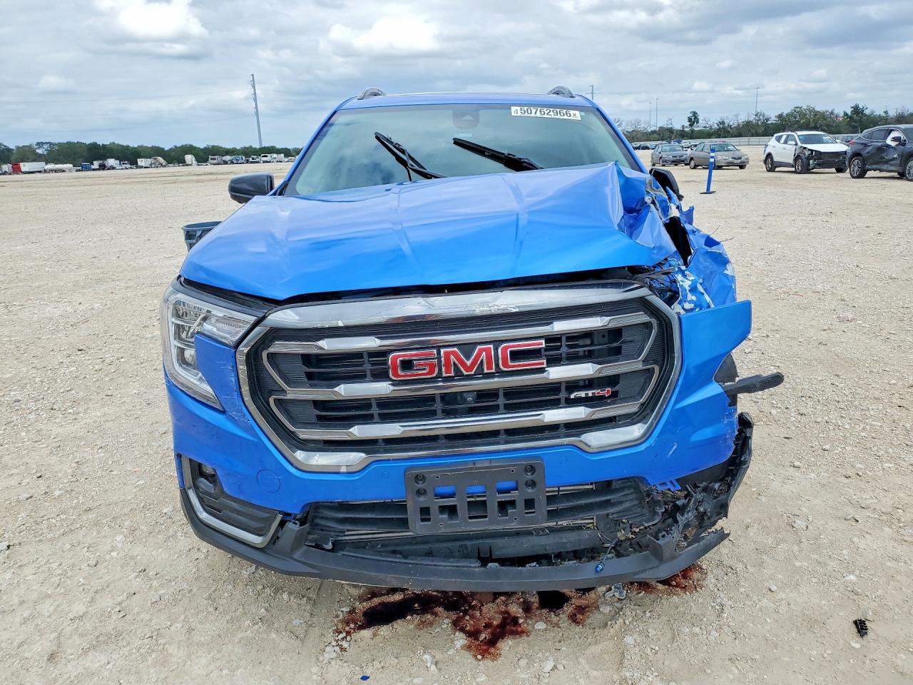 2024 GMC TERRAIN AT4 photo 9