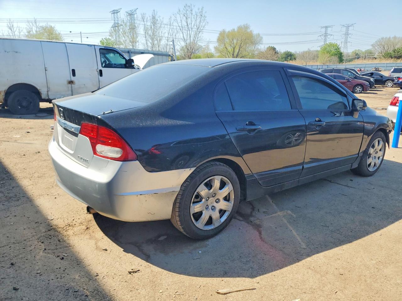 2011 HONDA CIVIC LX photo 5