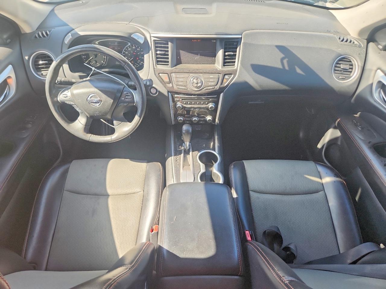 2020 NISSAN PATHFINDER SV photo 15