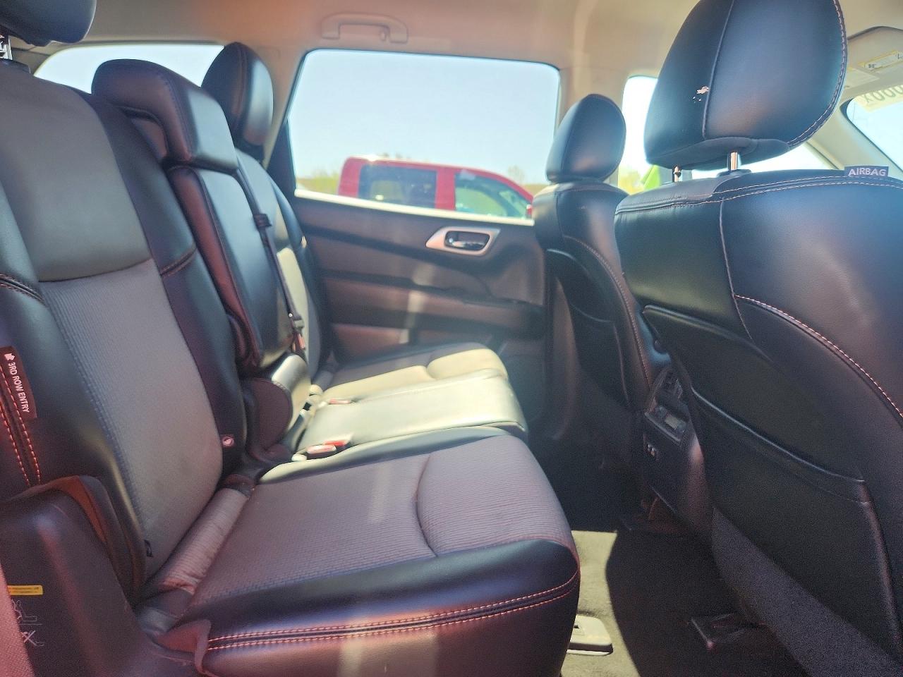 2020 NISSAN PATHFINDER SV photo 21