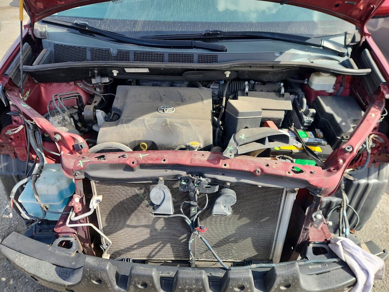 2014 TOYOTA SIENNA XLE 8-PASSENGER photo 23