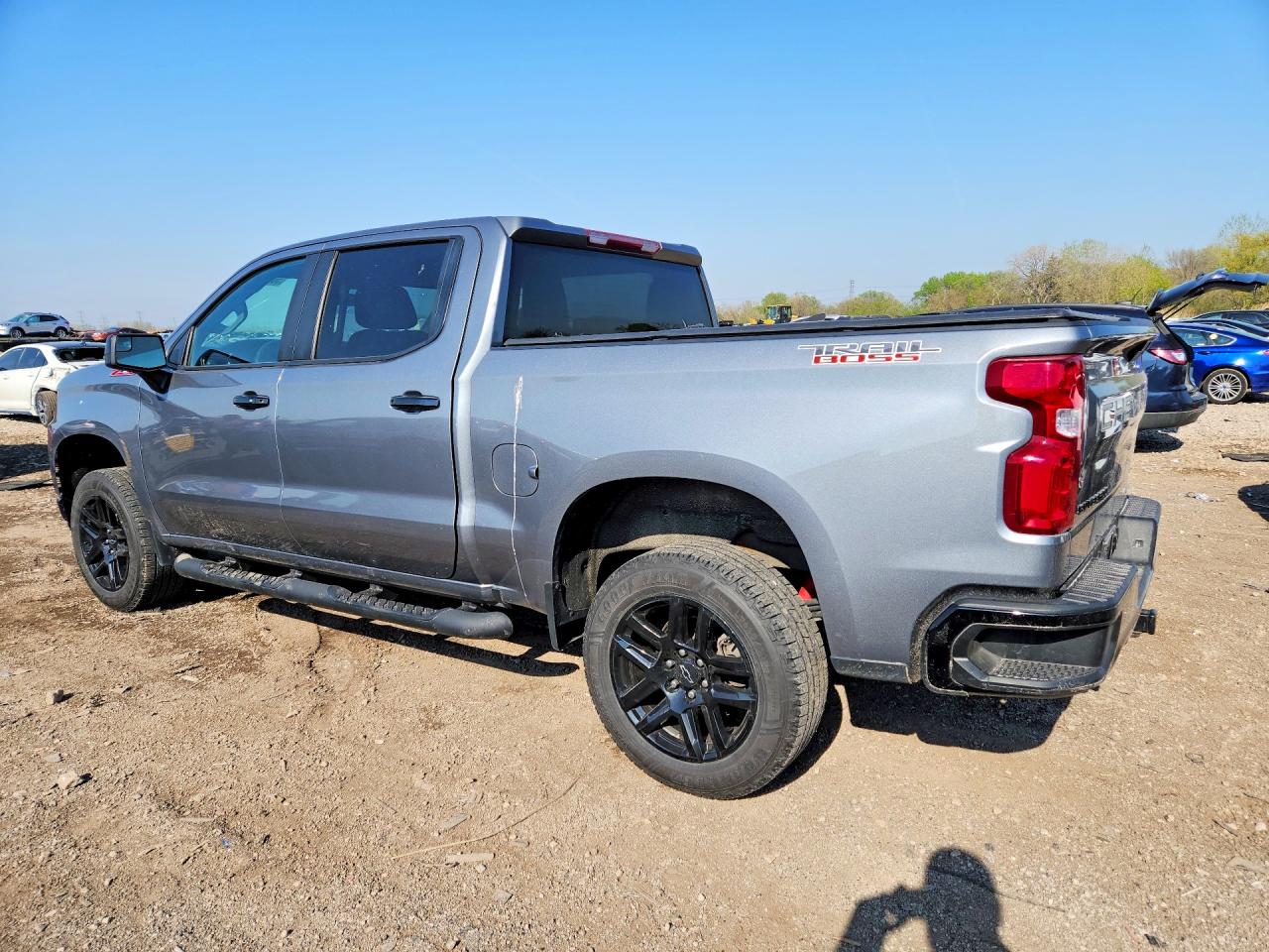 2021 CHEVROLET SILVERADO K1500 LT TRAIL BOSS photo 3