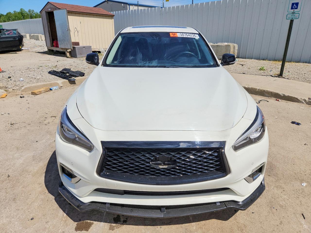 2018 INFINITI Q50 3.0T LUXE photo 13