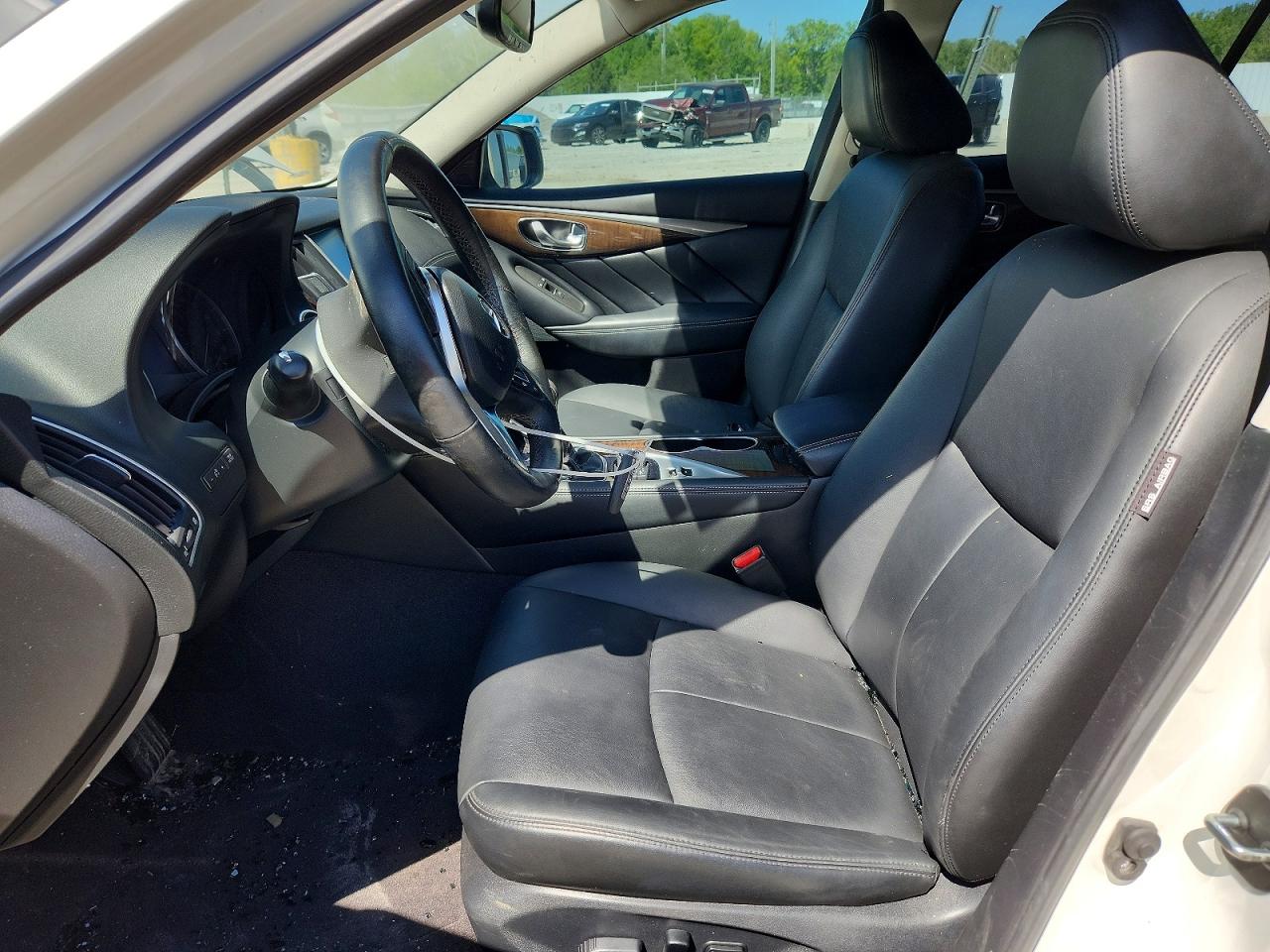 2018 INFINITI Q50 3.0T LUXE photo 19