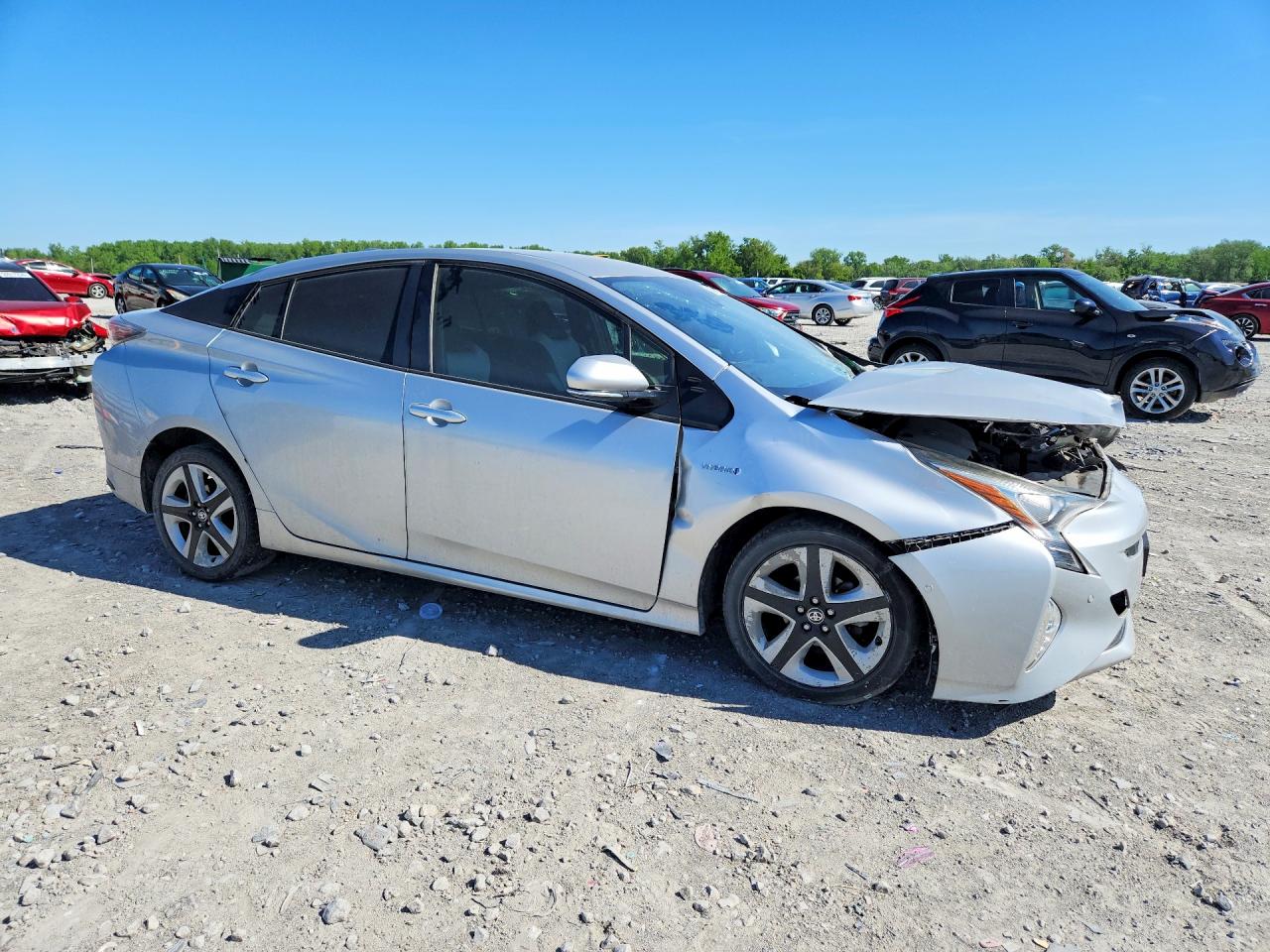 2016 TOYOTA PRIUS FOUR TOURING photo 4