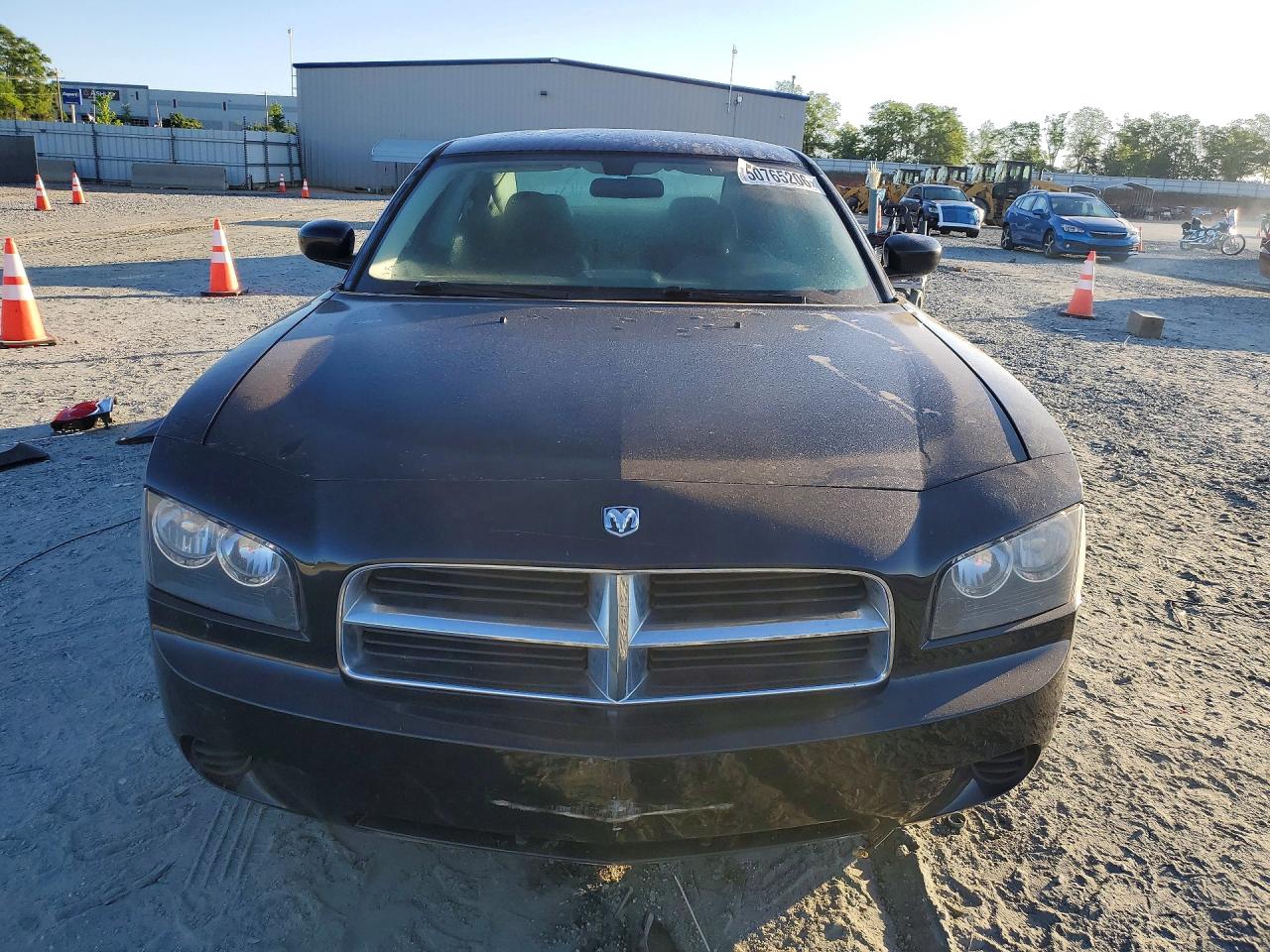 2010 DODGE CHARGER photo 5