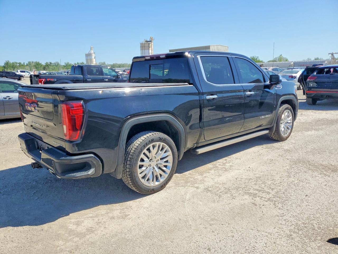 2019 GMC SIERRA K1500 DENALI photo 7