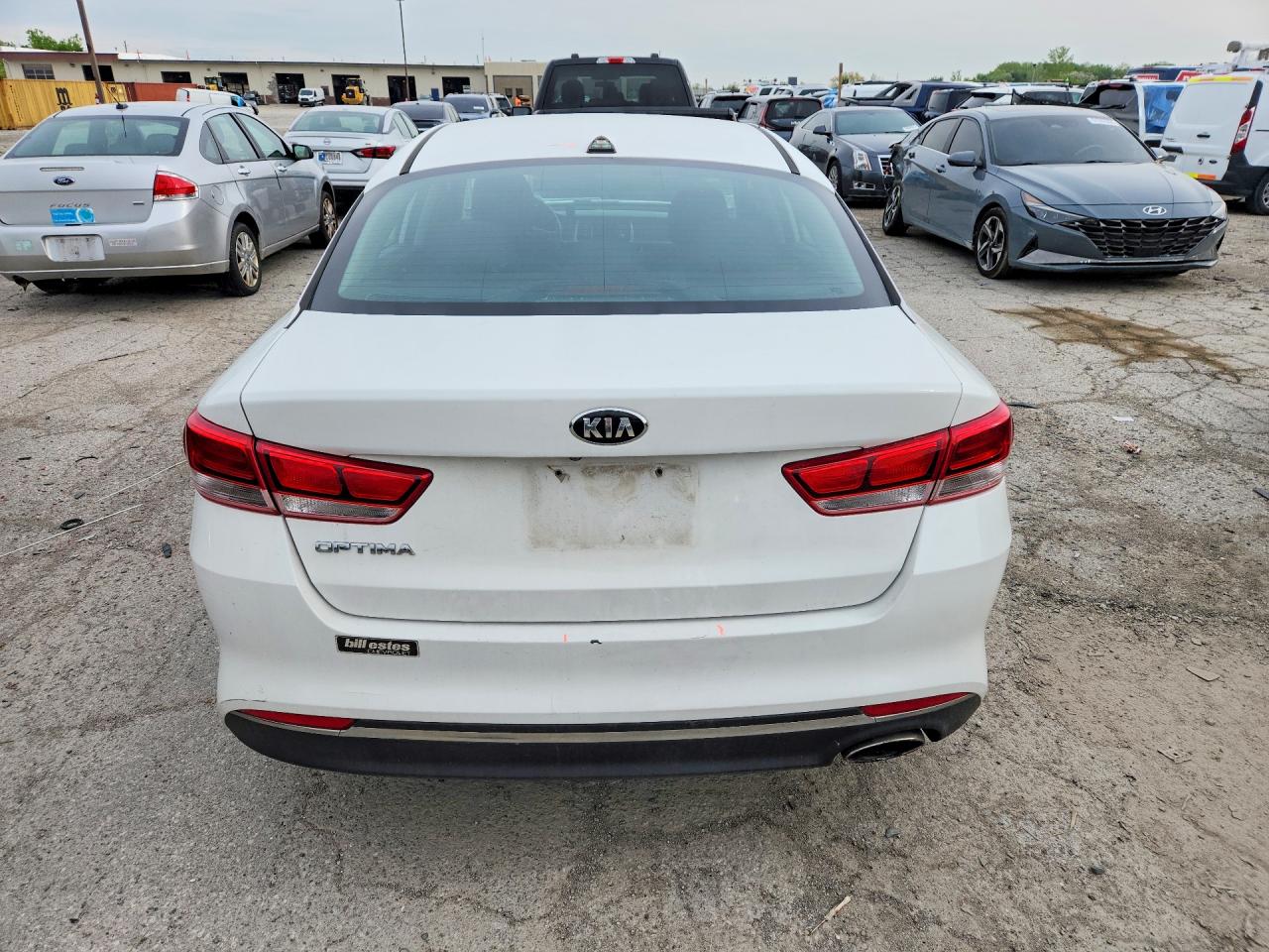 2016 KIA OPTIMA LX photo 11