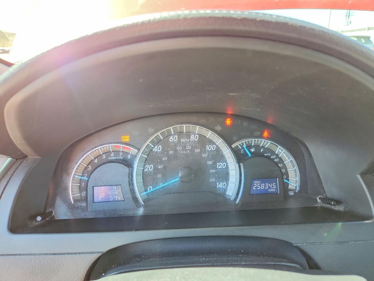 2012 TOYOTA CAMRY SE photo 17