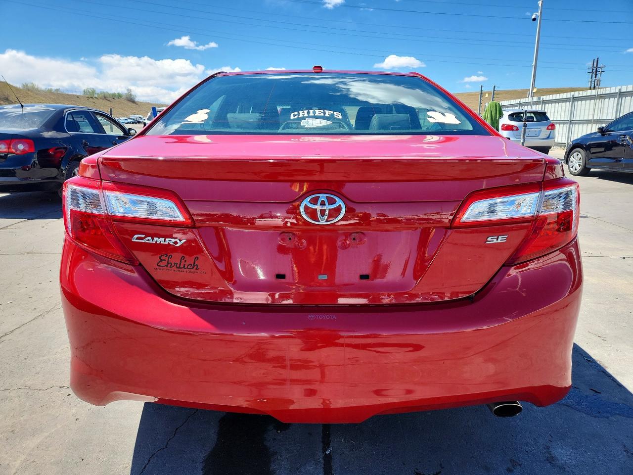 2012 TOYOTA CAMRY SE photo 11