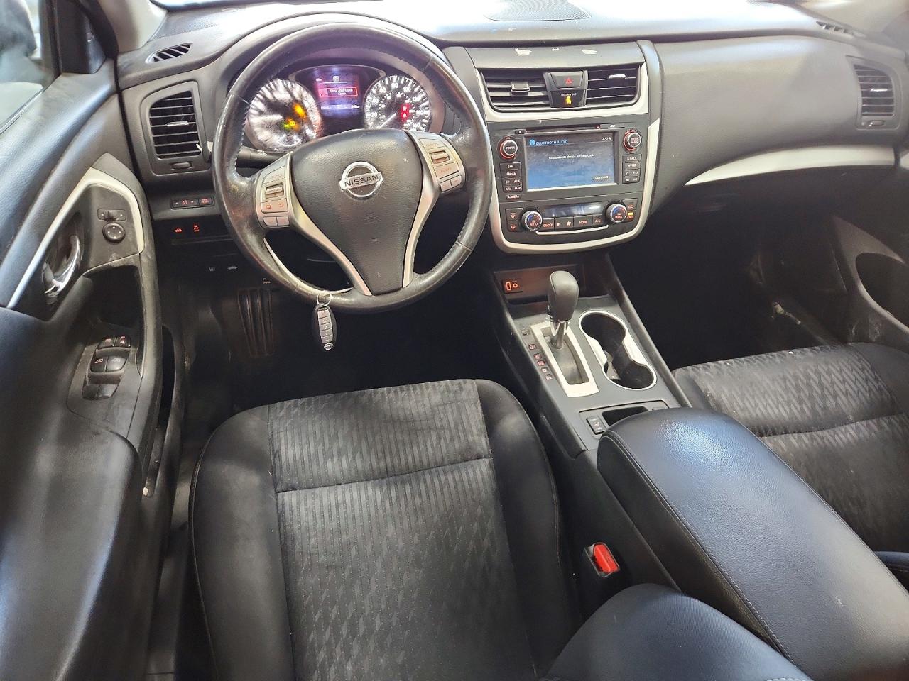2017 NISSAN ALTIMA 2.5 SV photo 15