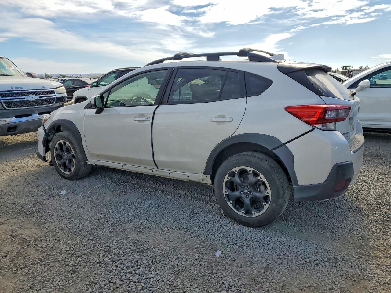 2021 SUBARU CROSSTREK PREMIUM photo 3