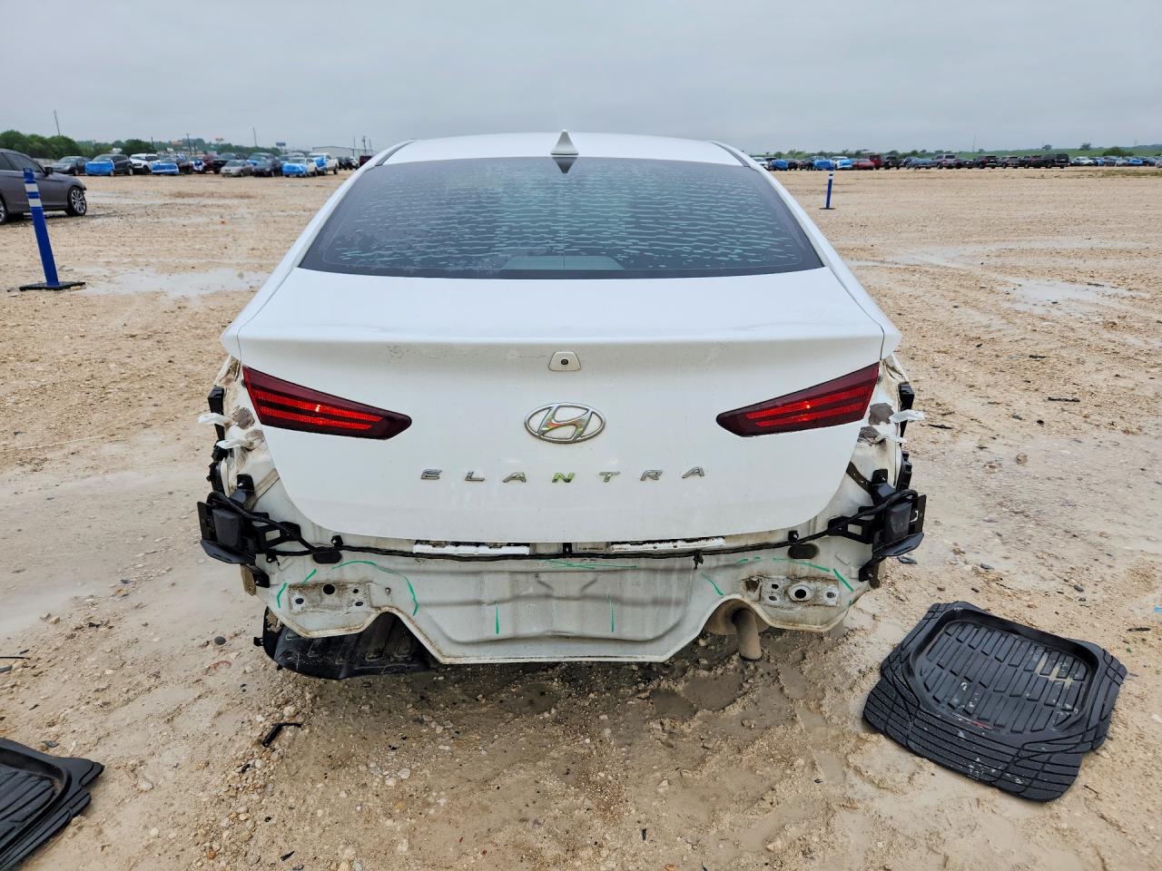 2019 HYUNDAI ELANTRA SEL photo 11