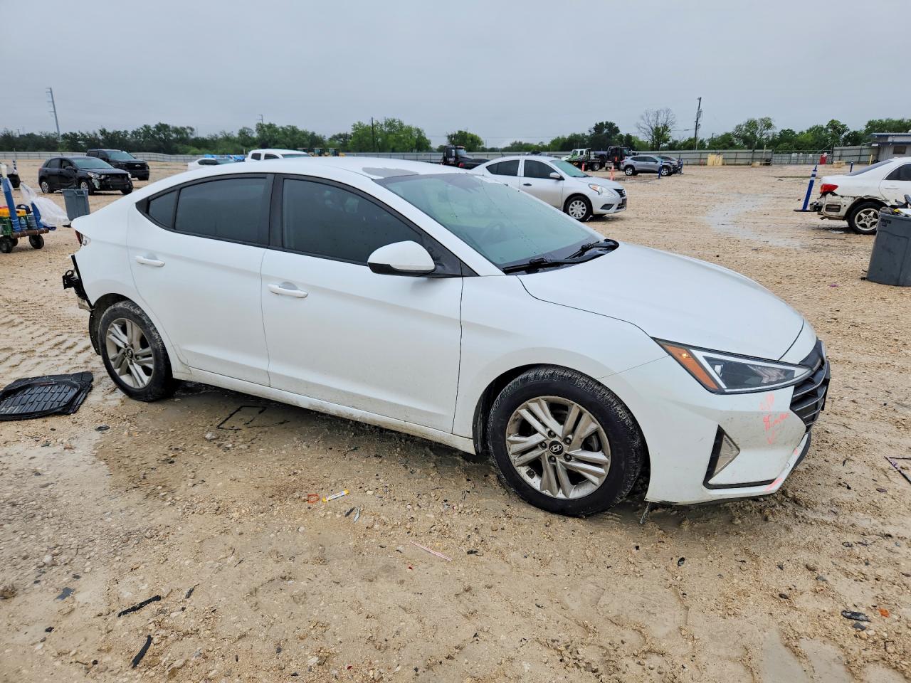 2019 HYUNDAI ELANTRA SEL photo 7