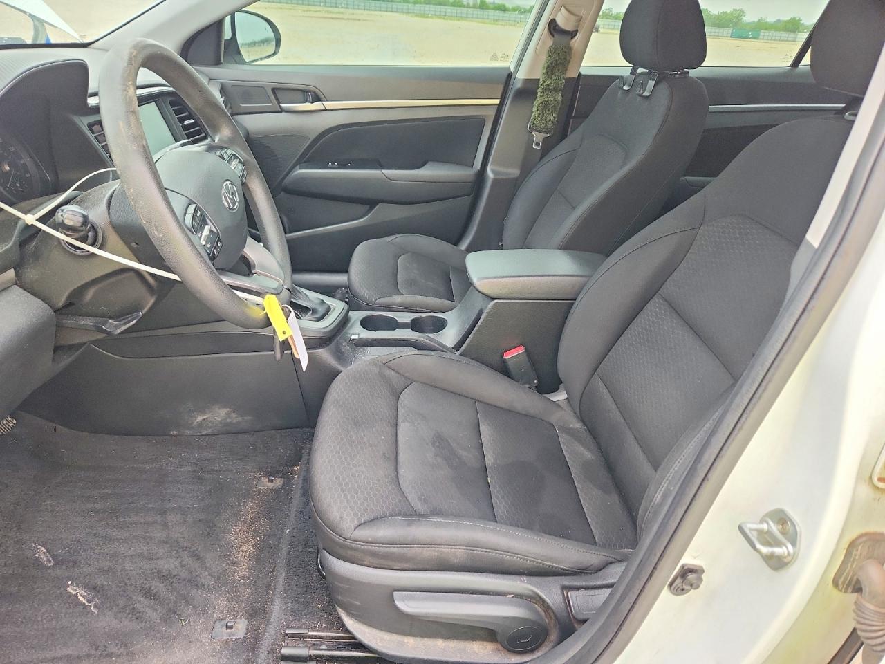 2019 HYUNDAI ELANTRA SEL photo 13